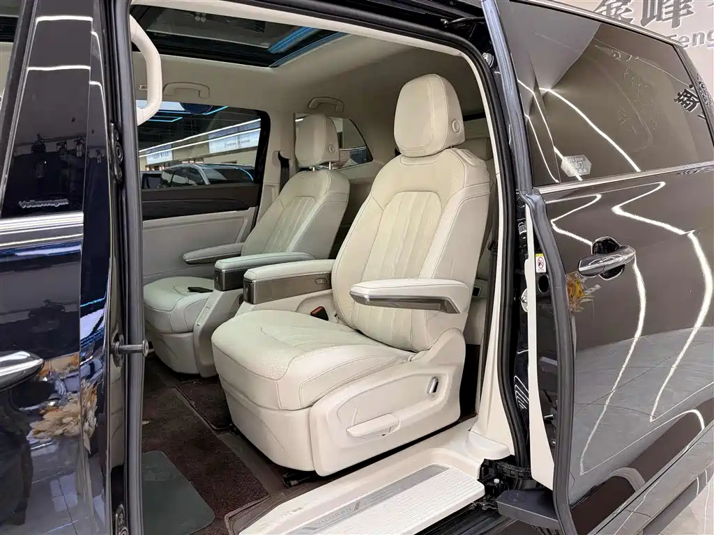 Volkswagen Viloran 2023 380TSI Prestige Edition фото 14
