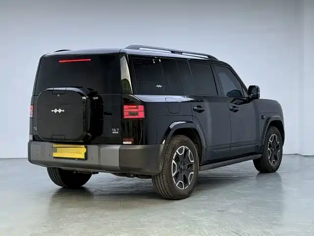 Fang Cheng Bao Titanium 7 2026 2025 200KM Front-Wheel Drive Max Edition