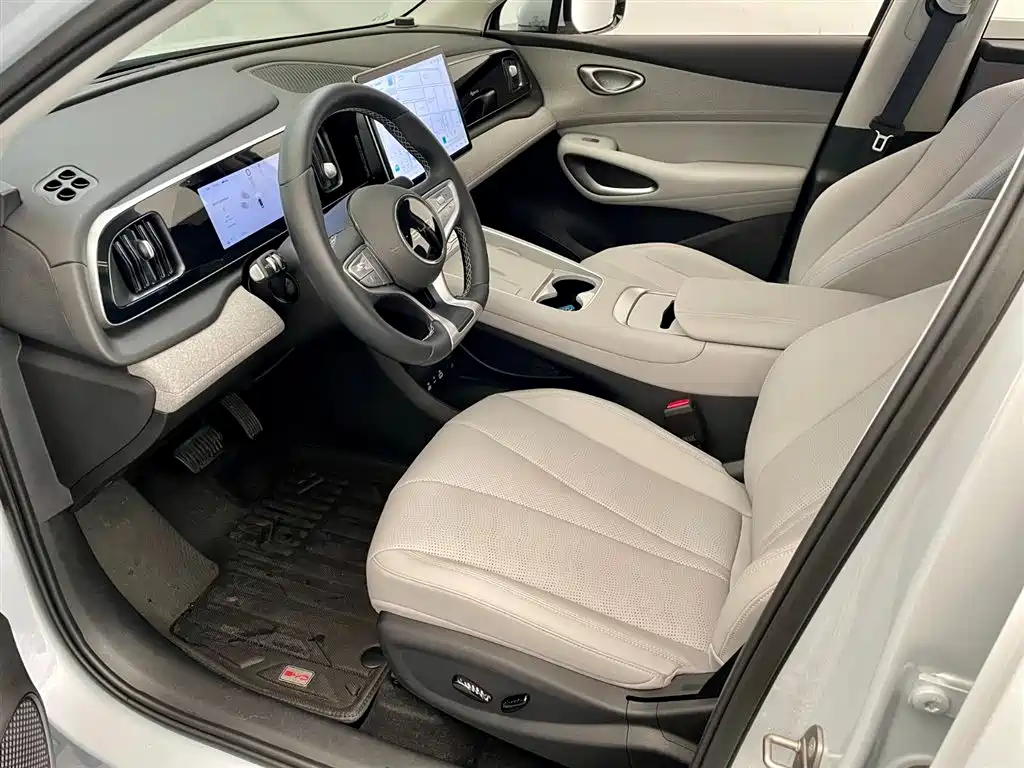 BYD Hai Shi 05 EV 2025 520KM Smart Navigation Edition фото 6