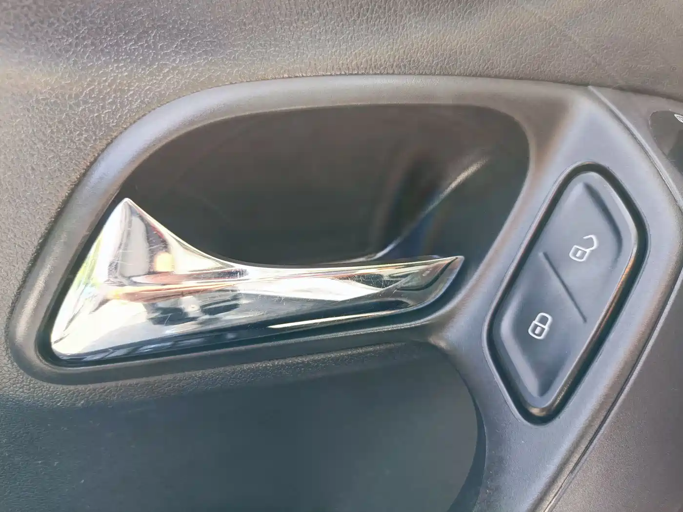 Volkswagen Polo 2018 1.5L Auto Comfort фото 17