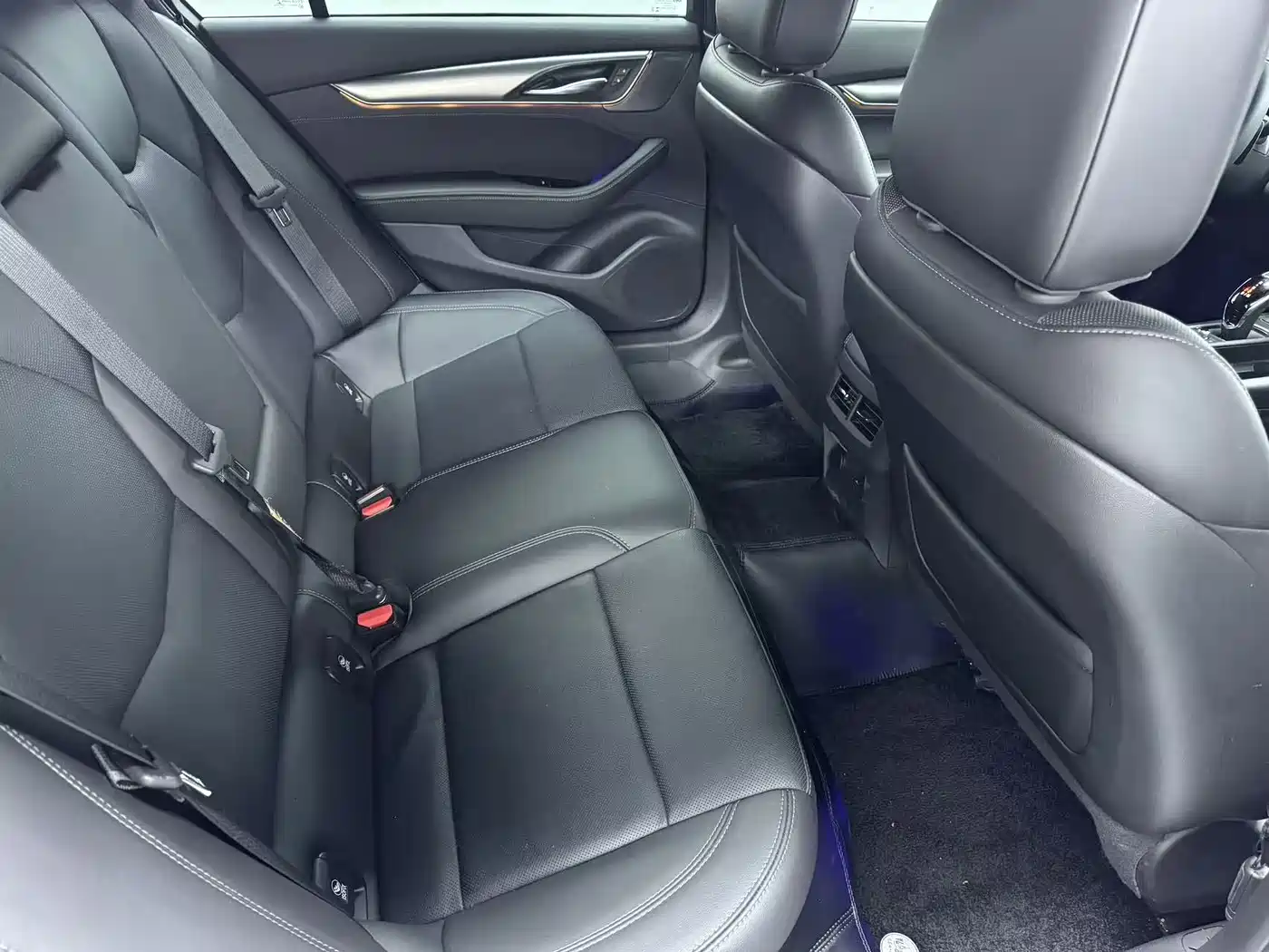 Cadillac CT5 2024 28T Luxury Model Pro фото 10