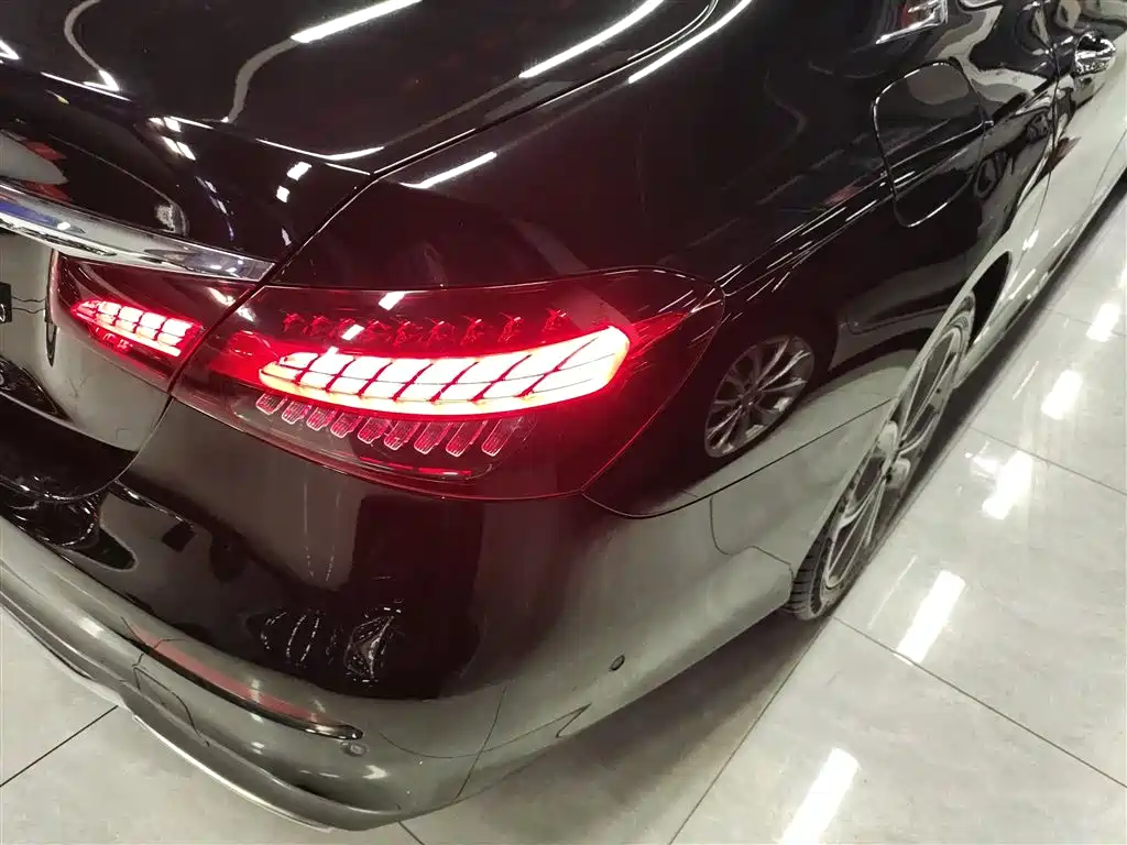 Mercedes-Benz E-Class 2021 E 300 L Sport Luxury Edition фото 8