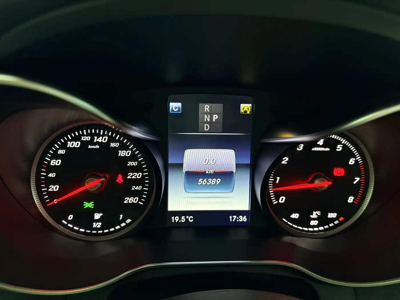 Mercedes-Benz GLC 2016 GLC 200 4MATIC фото 9