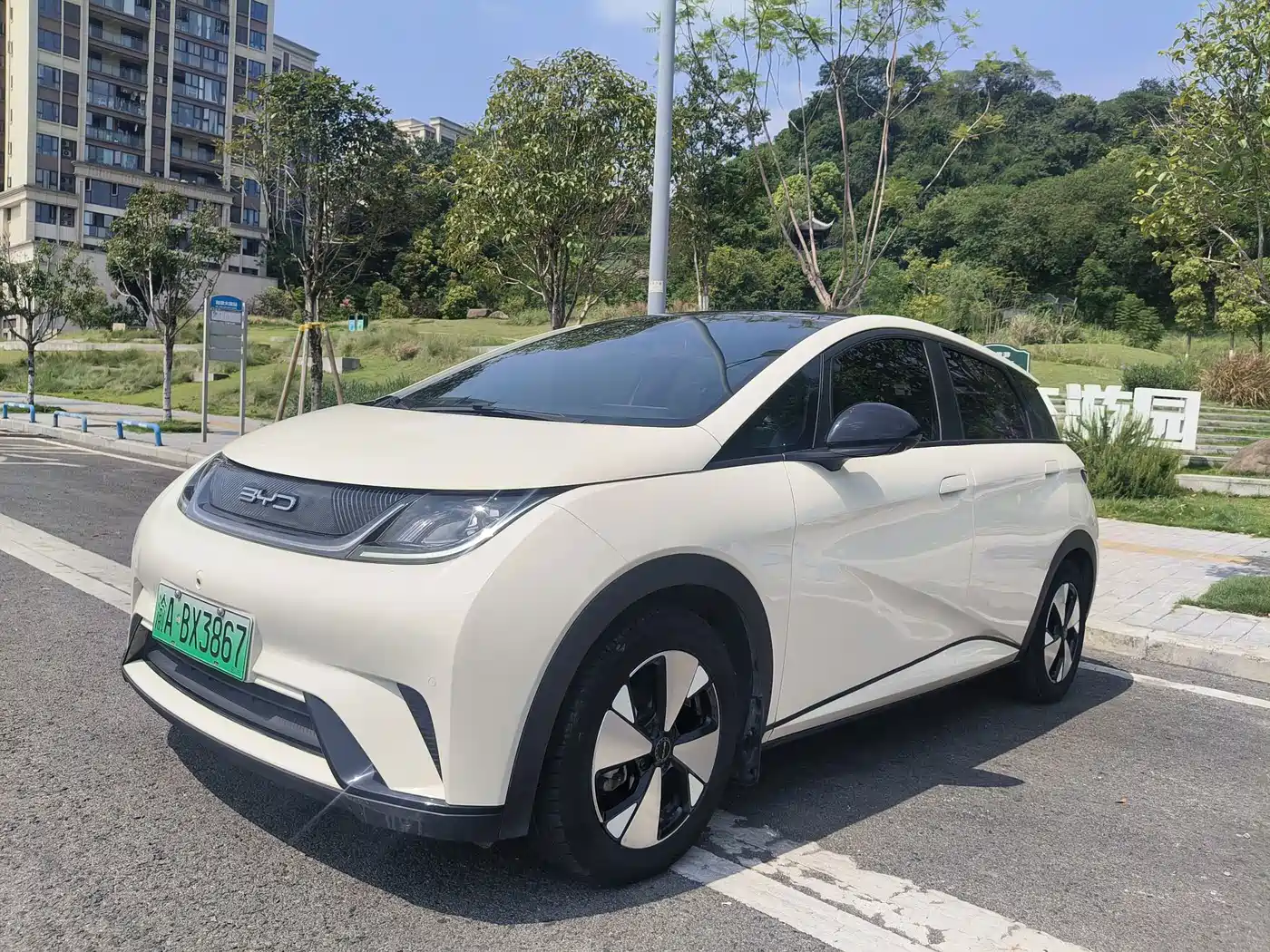 BYD Dolphin 2023