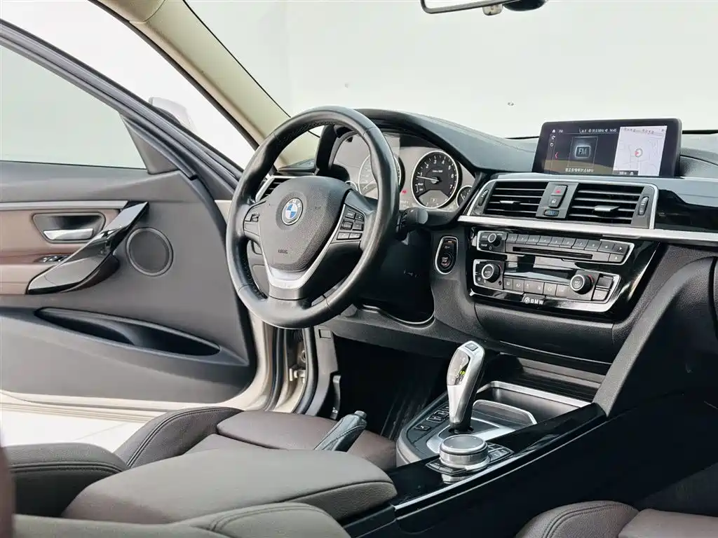 BMW 3 Series 2019 320Li Fashion Type фото 16