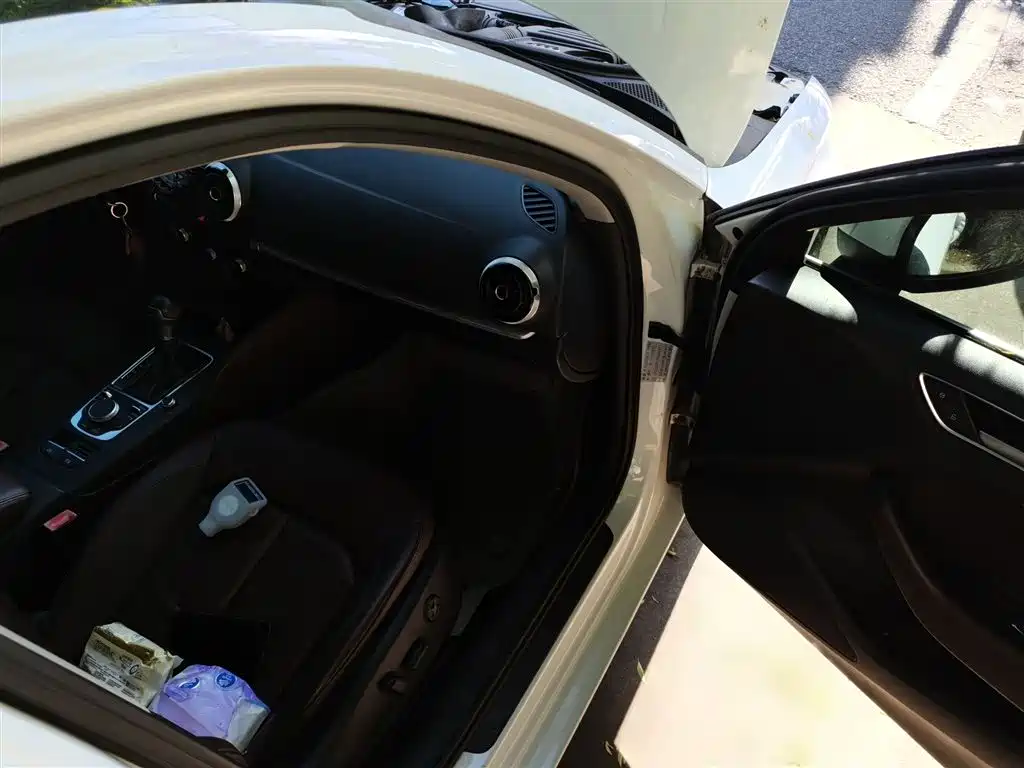 Audi A3 2015 Limousine 35 TFSI Millionth Anniversary Comfort Enjoyment Type фото 19