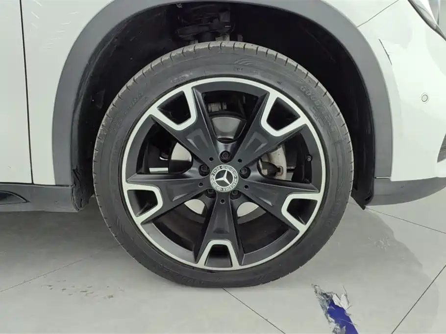 Mercedes-Benz GLA 2018 GLA 220 4MATIC Sport фото 6