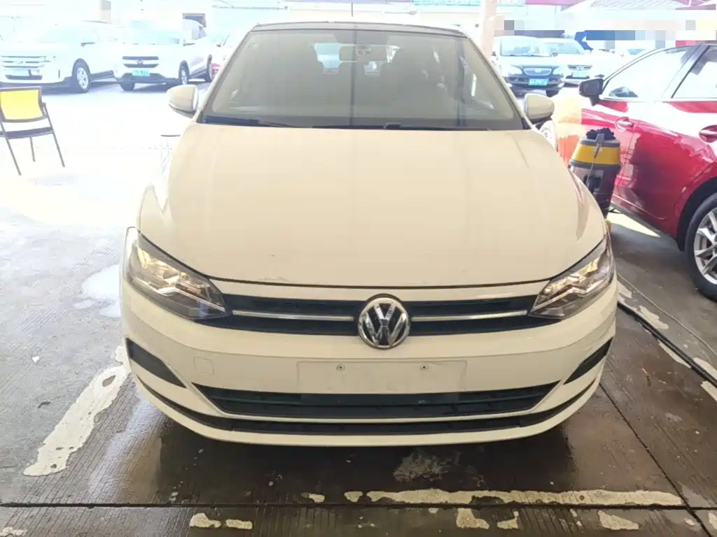 Фото 3 - Volkswagen Polo