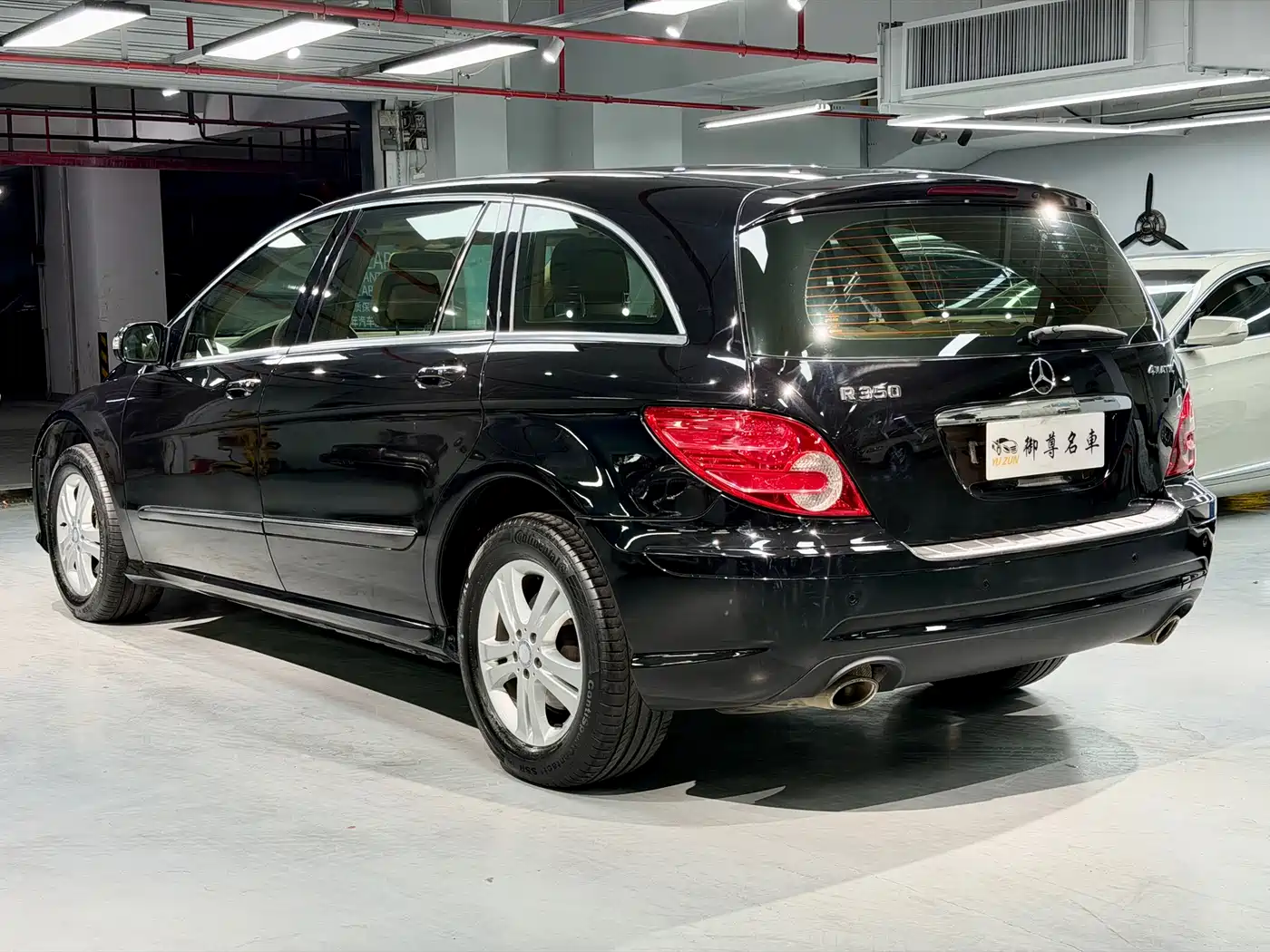 Mercedes-Benz R-Class 2010 R 350 L 4MATIC фото 6