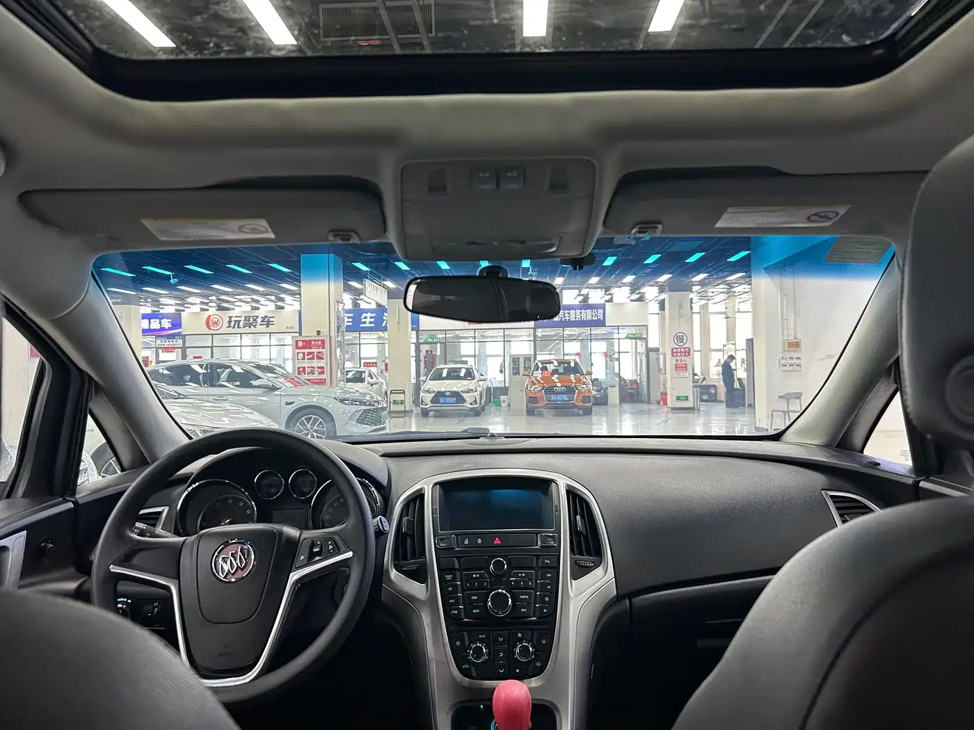 Buick Excelle 2013 2013 Model XT 1.6L Automatic Fashion