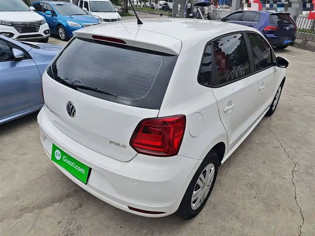 Volkswagen Polo 2016 1.4L Automatic Trend фото 5