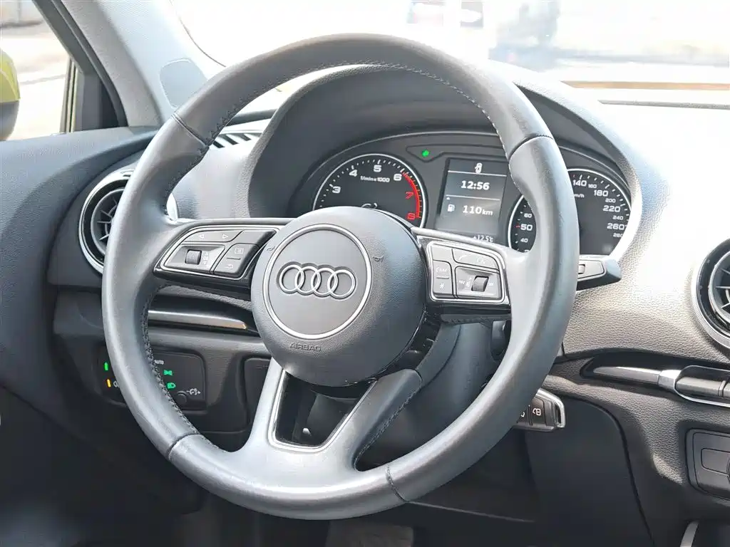 Audi A3 2018 30th Anniversary Sportback 35 TFSI Fashion фото 11
