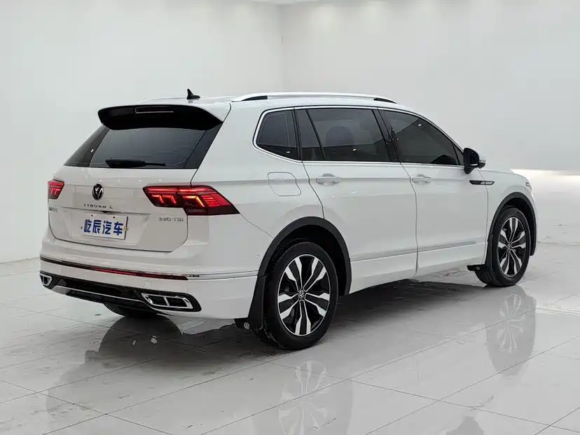 Volkswagen Tiguan L 2024 330TSI Automatic 2WD R-Line Premium Enjoyment Edition фото 4