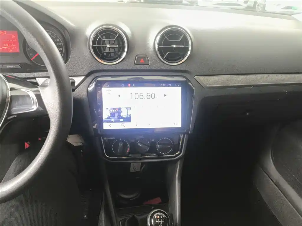 Volkswagen Jetta 2017 1.5L Manual Comfort фото 9