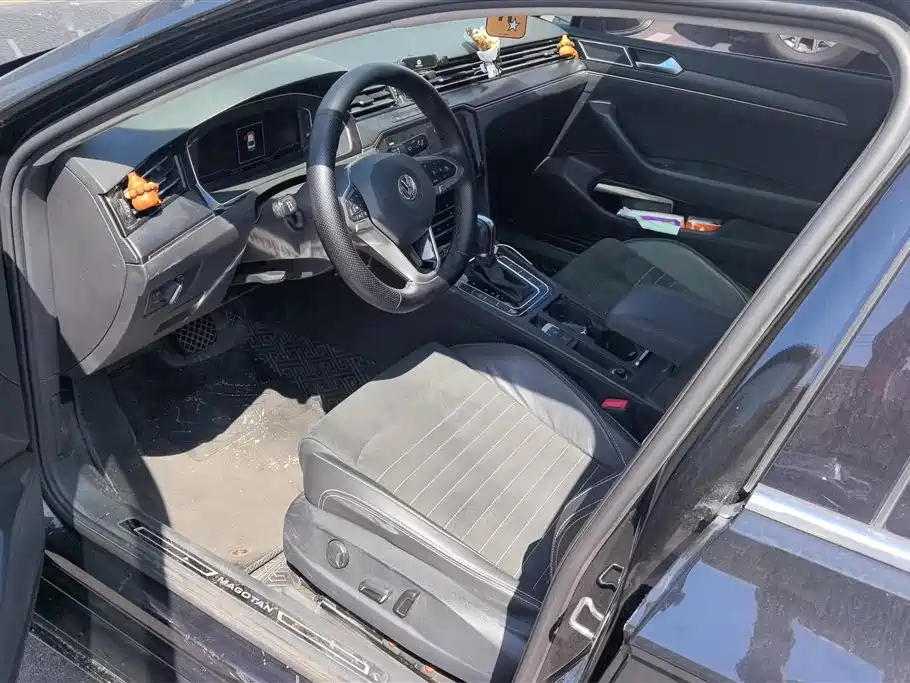 Volkswagen Magotan 2020 330TSI DSG Luxury фото 9