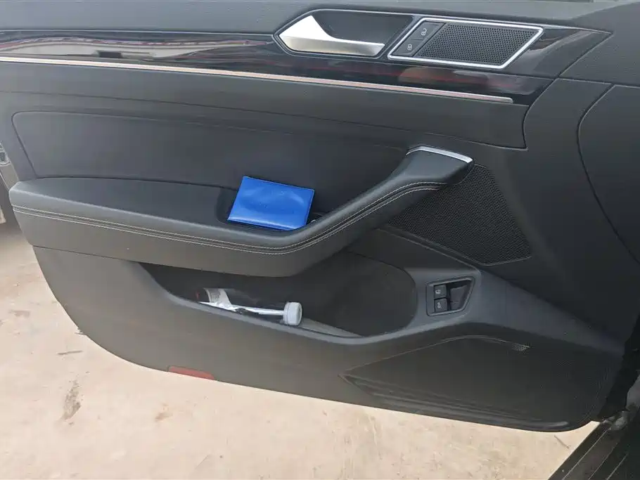 Volkswagen Magotan GTE Plug-in Hybrid 2022 GTE Luxury фото 7