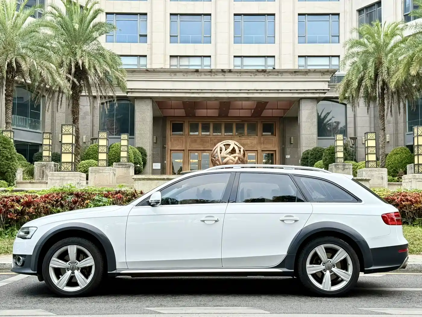 Audi A4 (Import) 2016 2014 40 TFSI allroad quattro plus