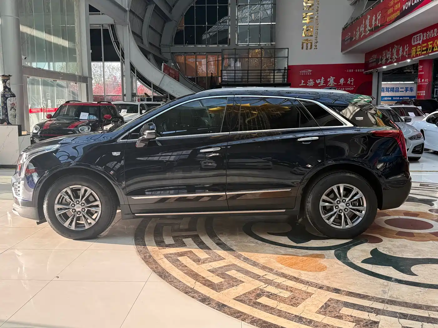 CADILLAC XT5