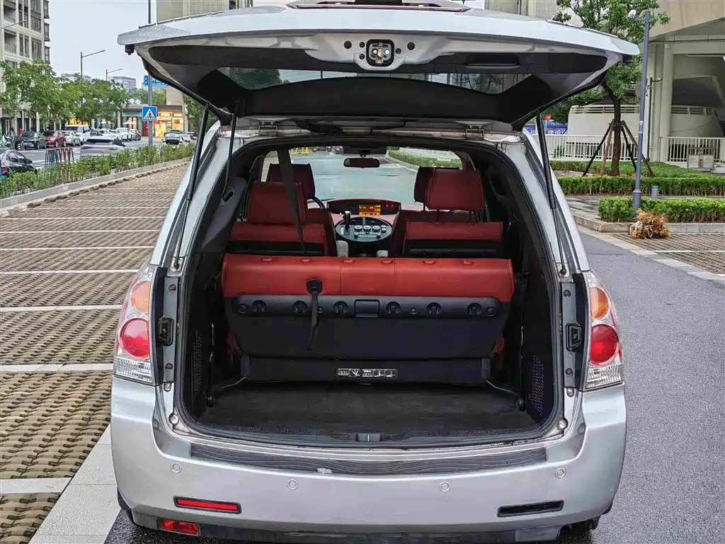 Фото 12 - Nissan Quest