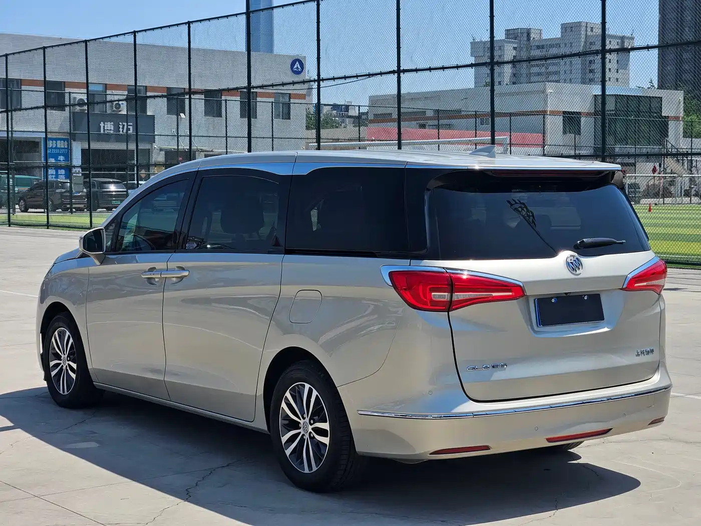 Buick GL8 2018 28T Luxury Model China VI фото 4