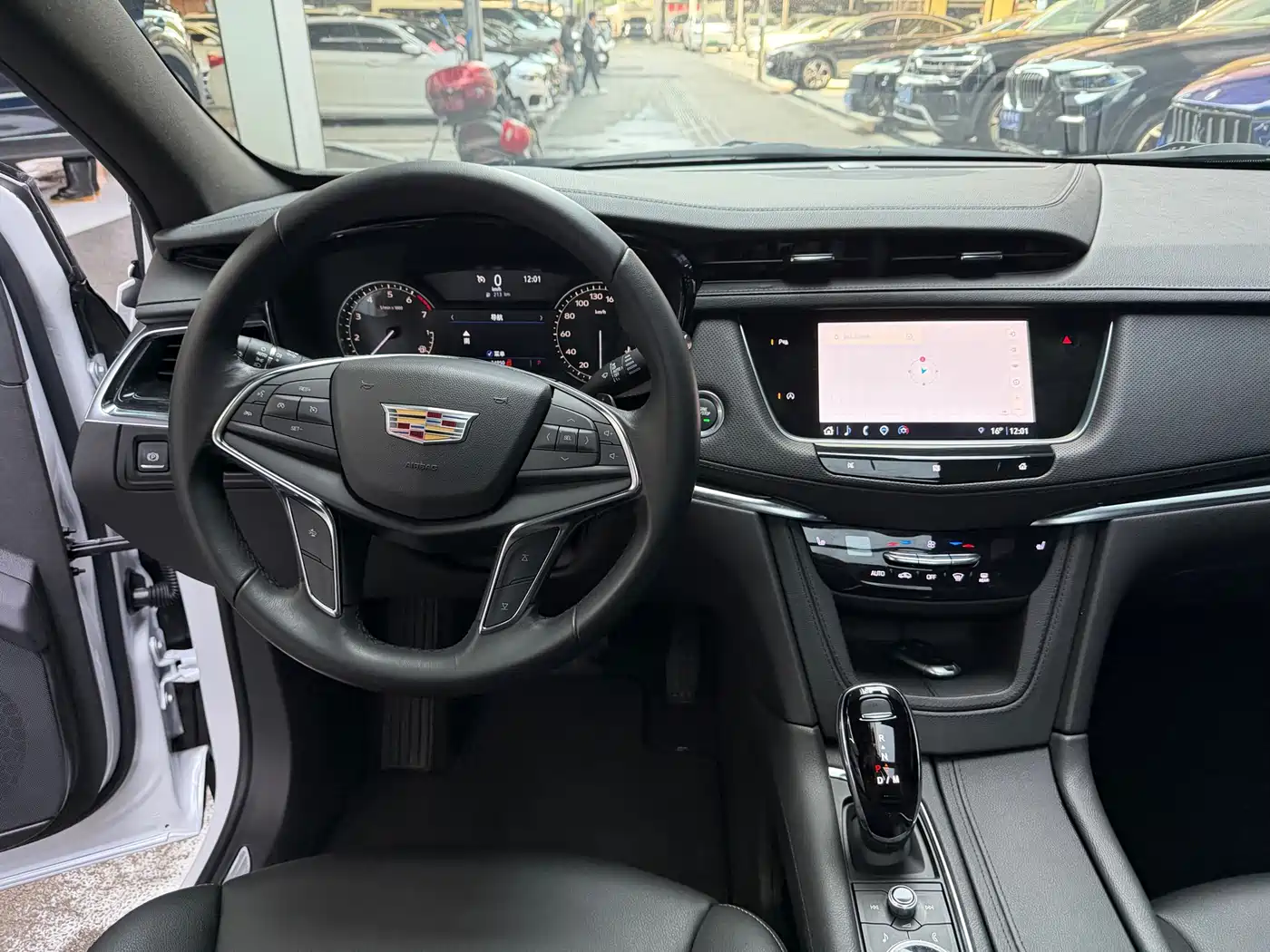 CADILLAC XT5