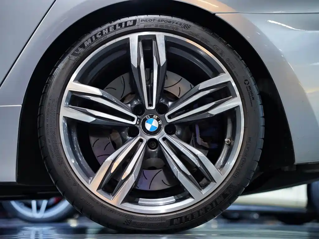 BMW M6 2015 2013 M6 Gran Coupe