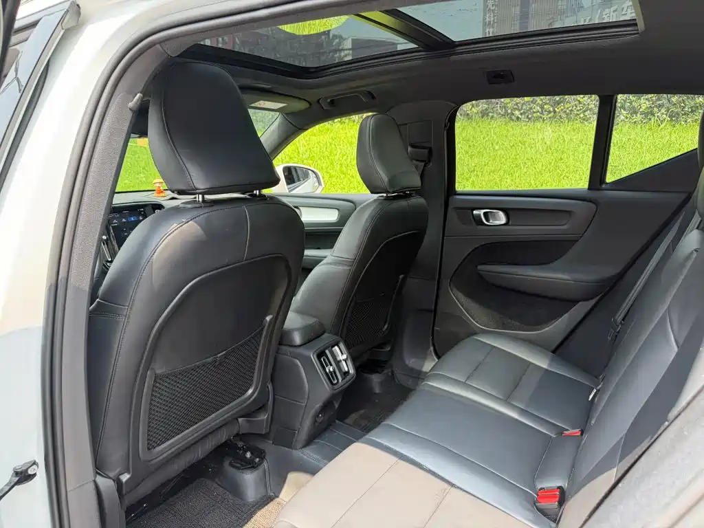 Volvo XC40 2023 2023 Model B3 Smart Drive Fashion Edition