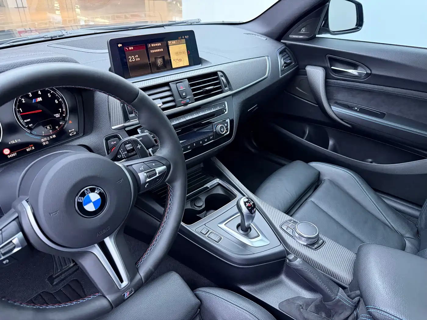 BMW M2 2018 M2 фото 18