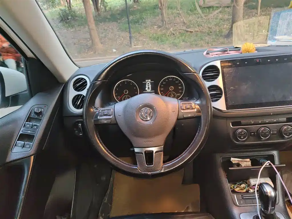 Volkswagen Tiguan 2015 1.8TSI Automatic 2WD Comfortline фото 3