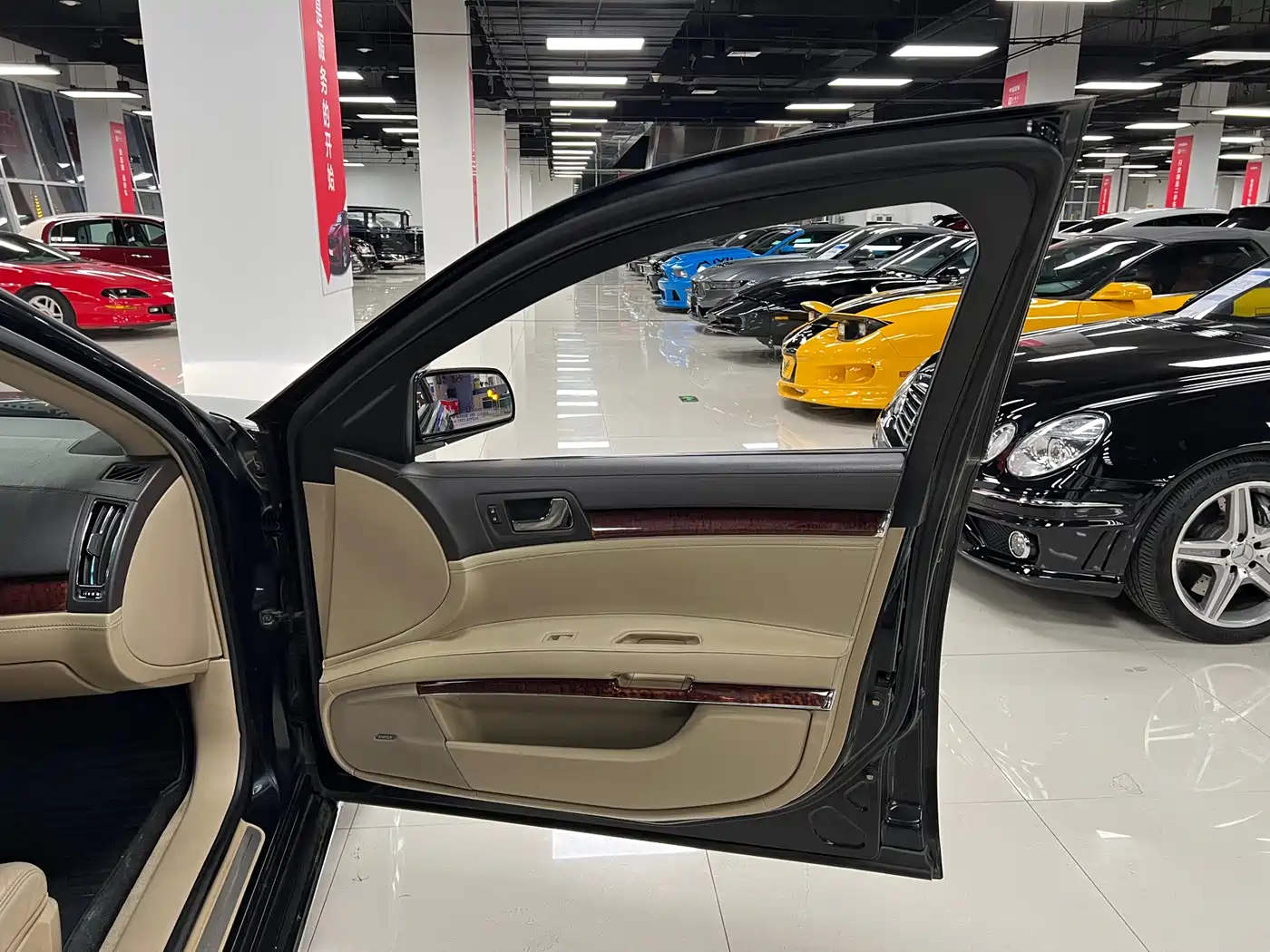 Cadillac SLS 2010 2010 3.6L Flagship