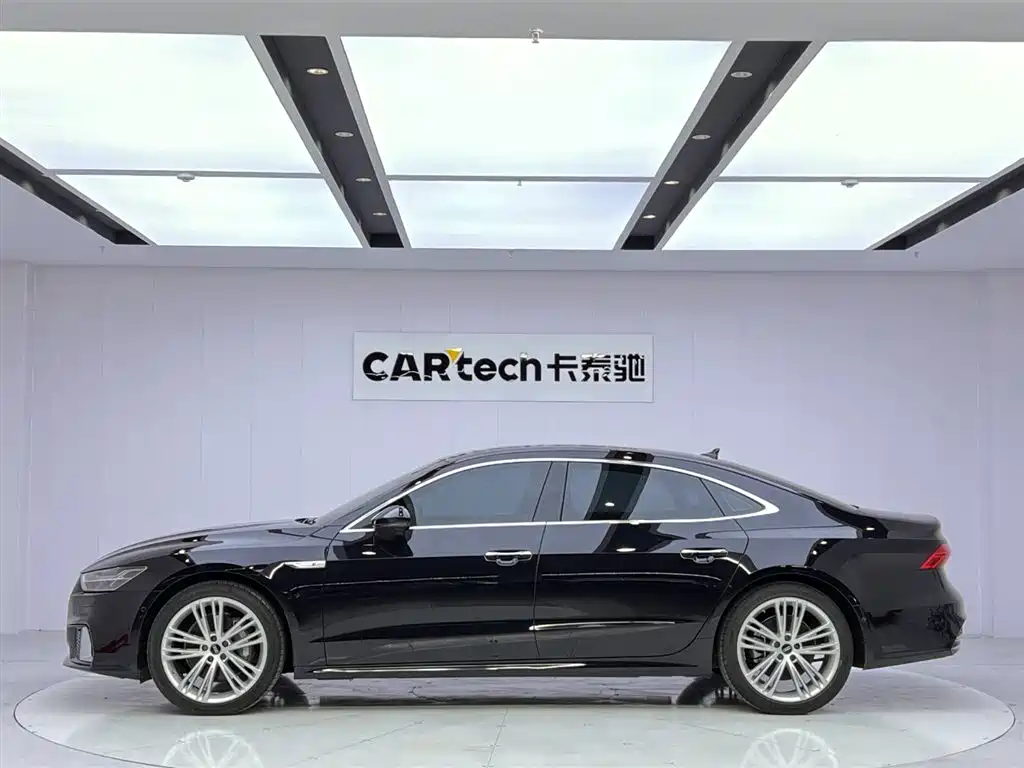 Audi A7L 2024 45 TFSI quattro Premium Luxury фото 4
