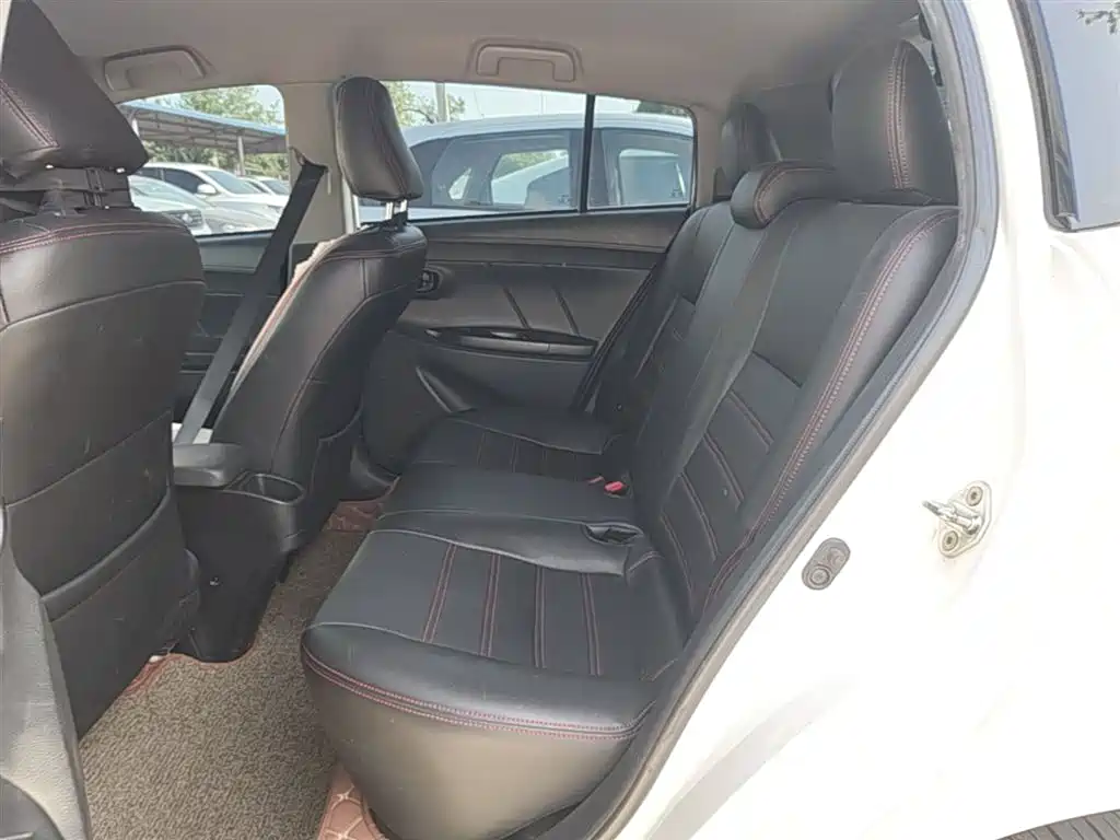 Toyota YARiS L Zhi Xuan 2019 1.5E CVT MeiDong Edition China VI фото 17