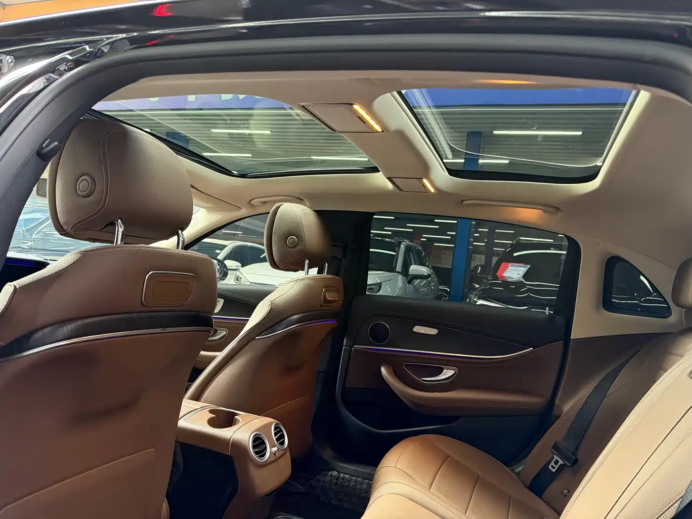 Mercedes-Benz E-Class 2020 E 300 L Sport Fashion Model фото 18