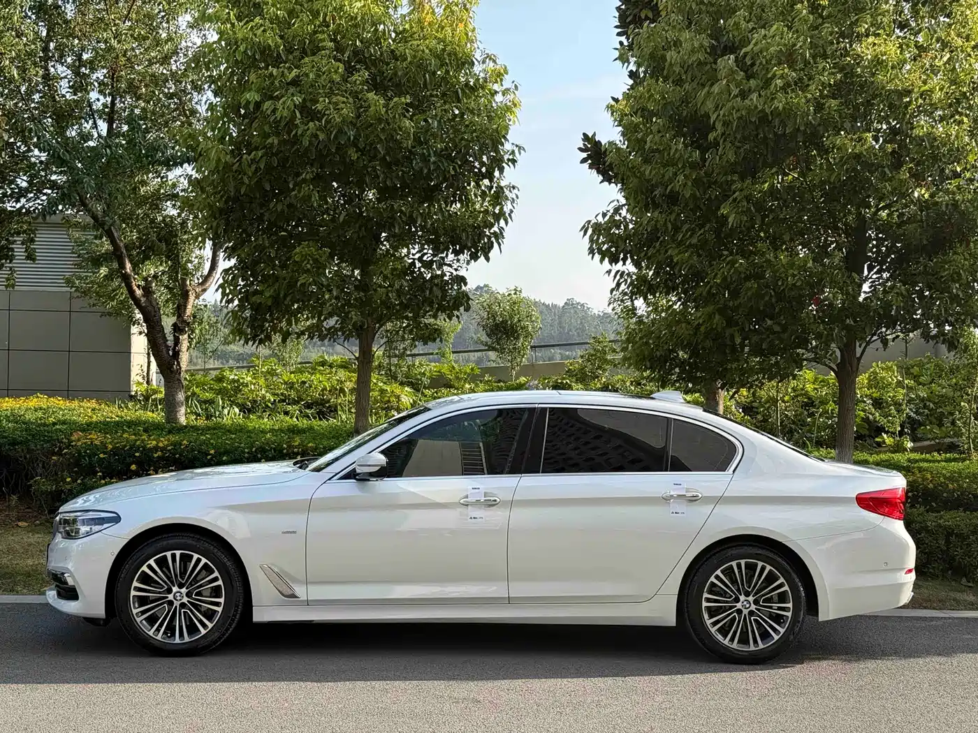 BMW 5 Series 2018 530Li Exclusive Luxury Package фото 3