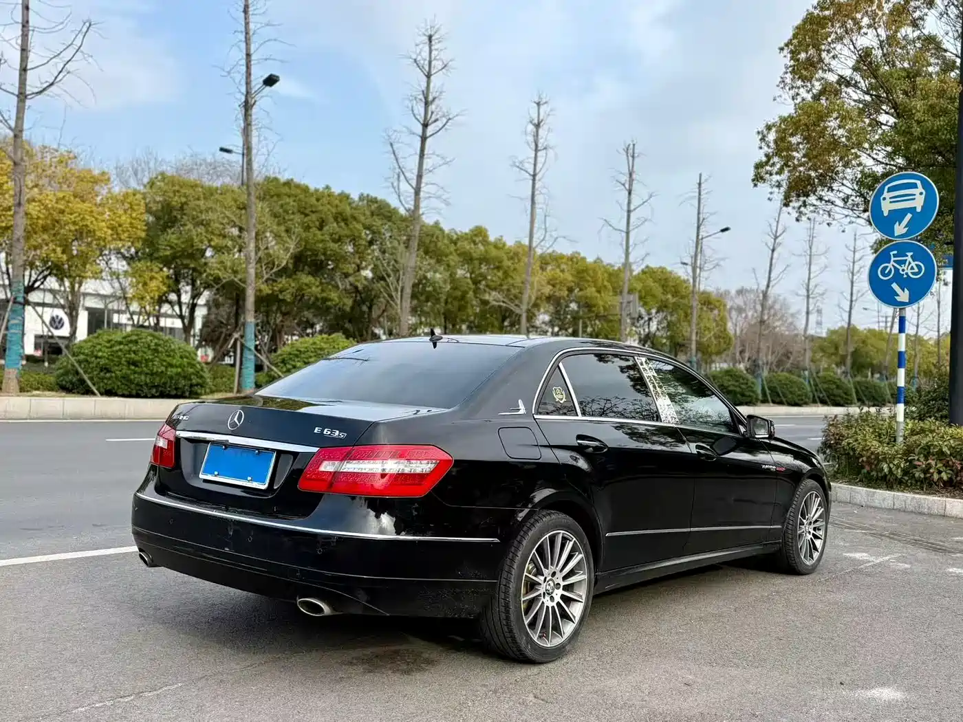 Mercedes-Benz E-Class 2013 E 300 L Fashion Luxury фото 6