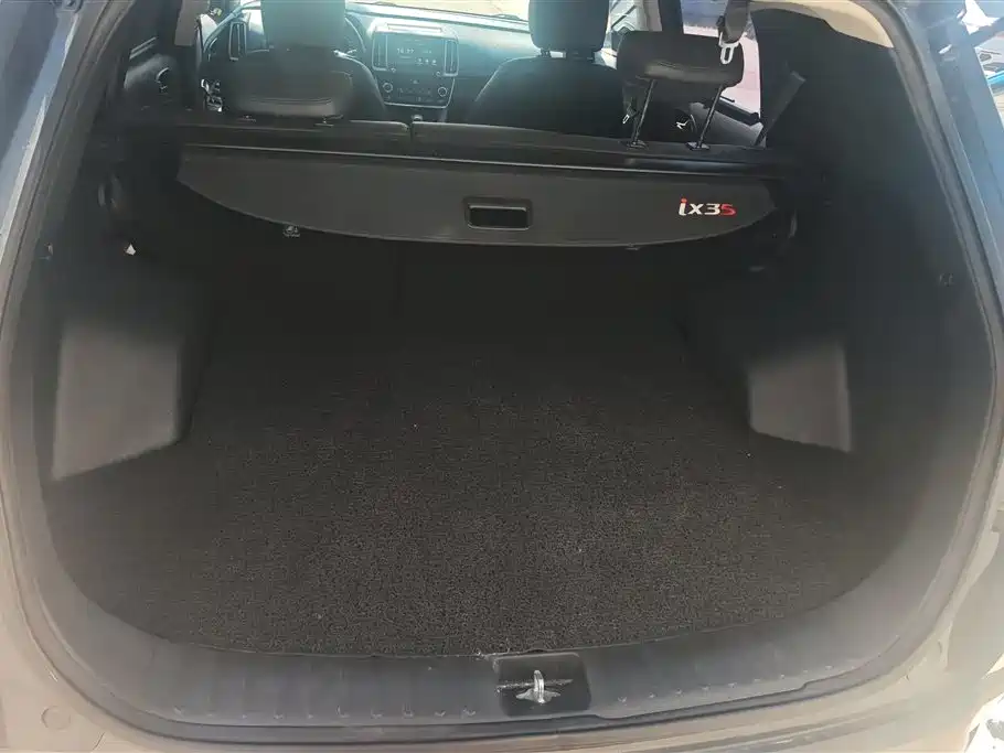 Hyundai Beijing Hyundai ix35 2019 2.0L Automatic 2WD Zhiyong·Enjoy China V фото 4