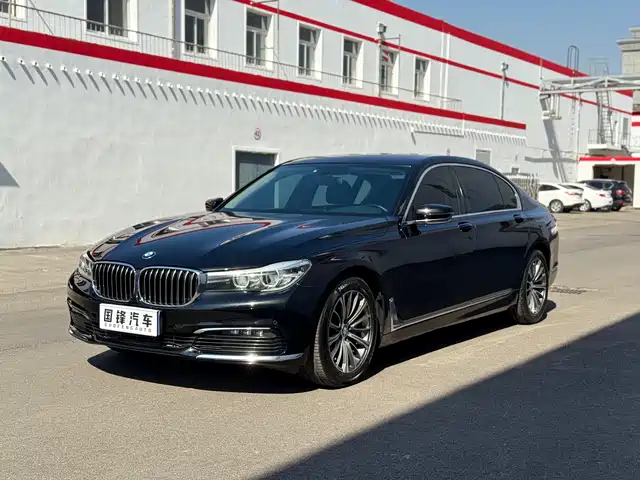 BMW 7 SERIES