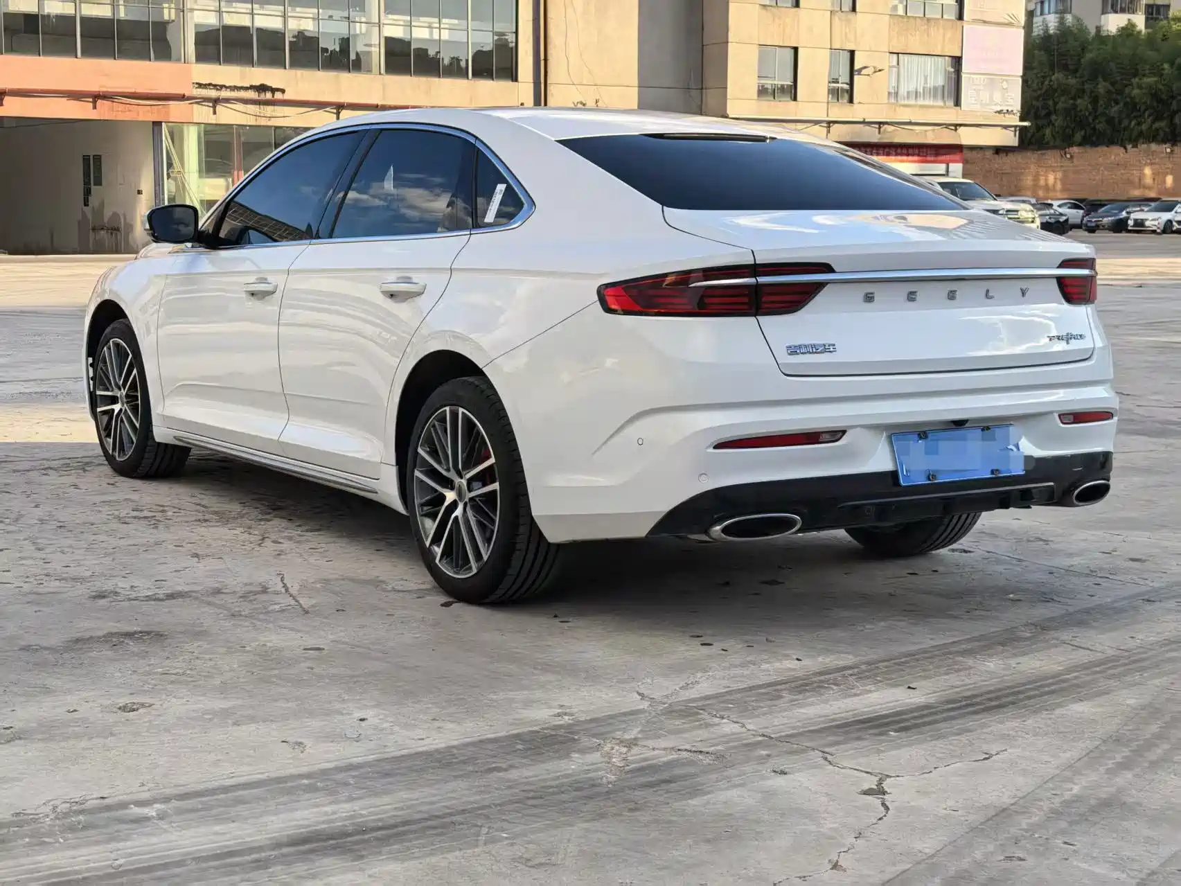 Фото 14 - Geely Preface