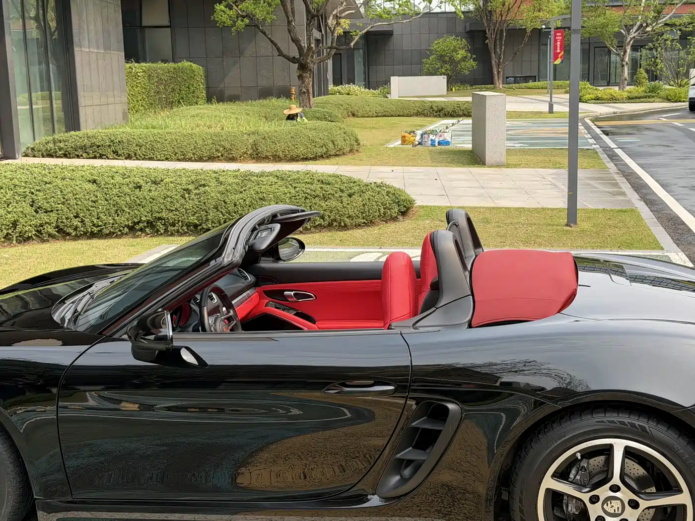 Porsche 718 2018 Boxster 2.0T фото 8