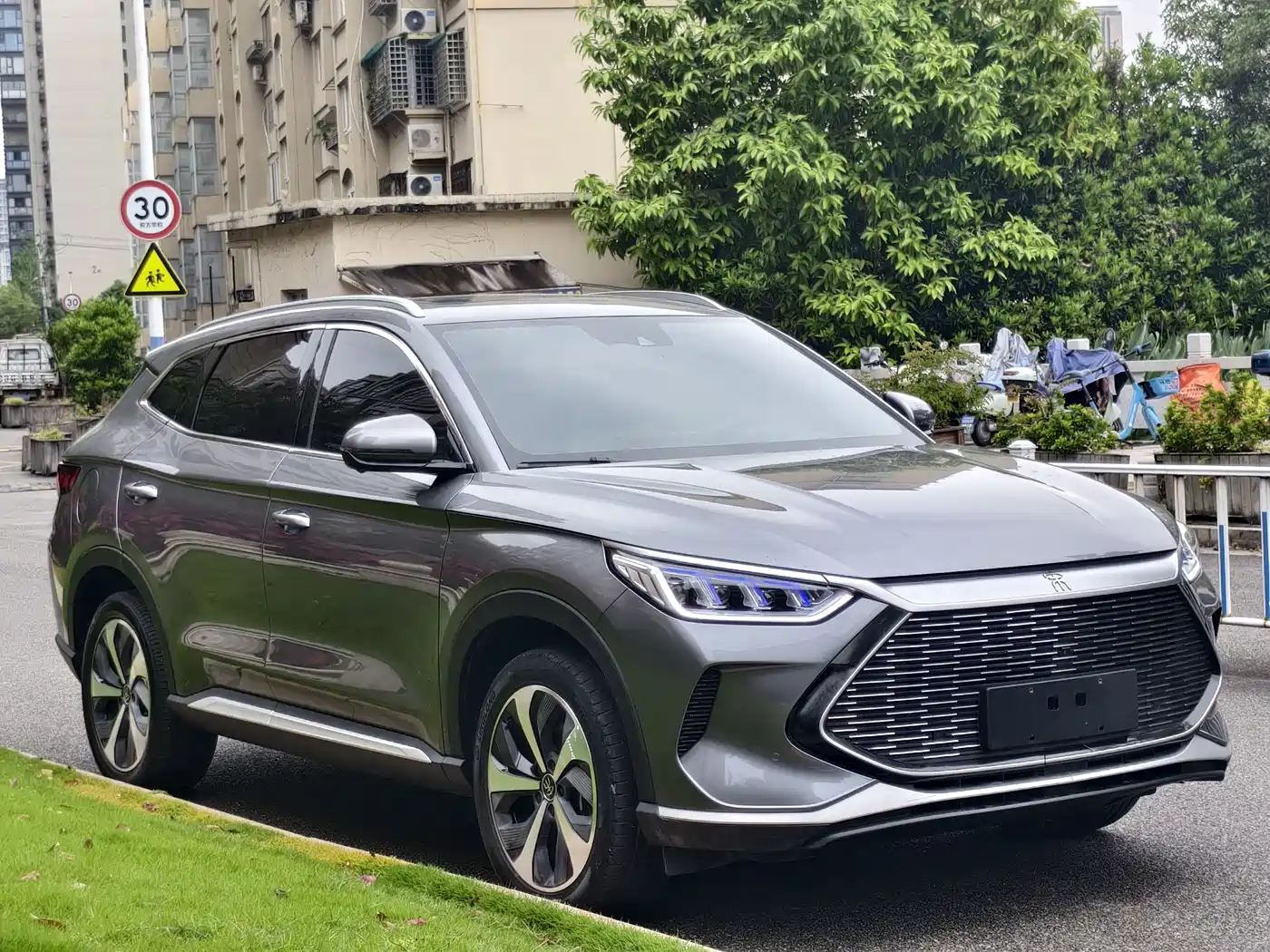 BYD Song PLUS PHEV 2021 DM-i 110KM Flagship фото 3