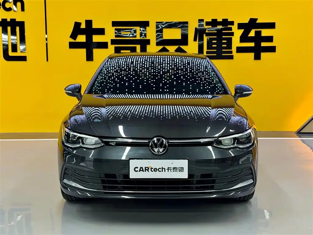 Volkswagen Golf 2023 Facelift 280TSI DSG Pro фото 3