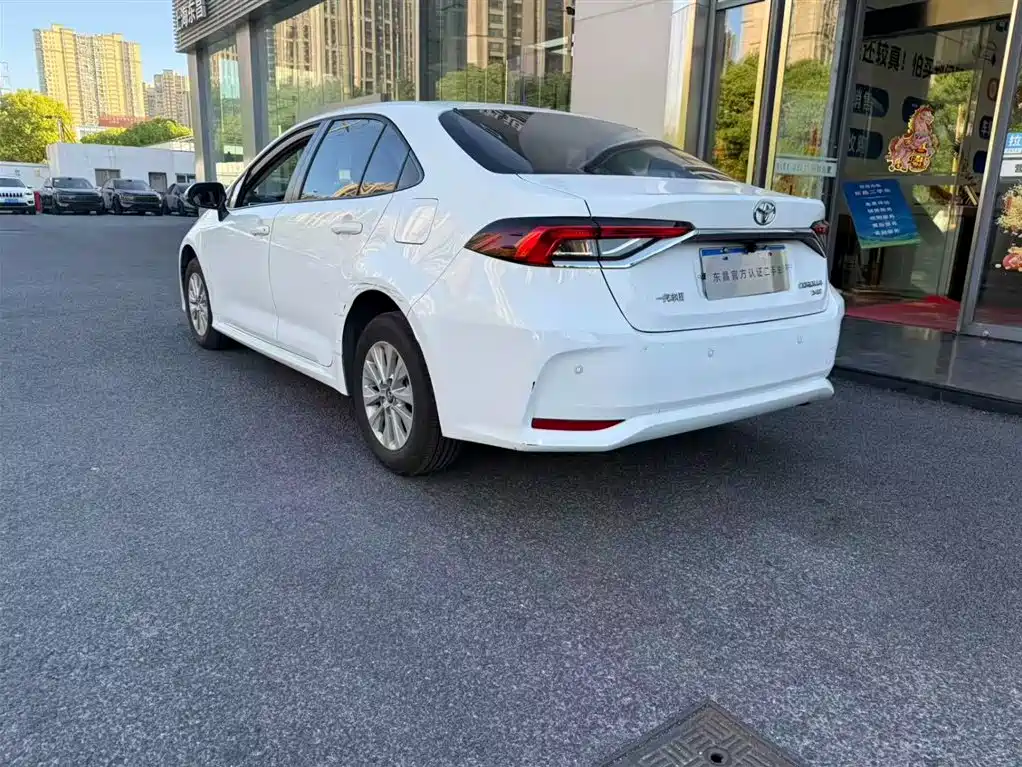 Toyota Corolla 2021 1.2T S-CVT Pioneer Edition фото 3