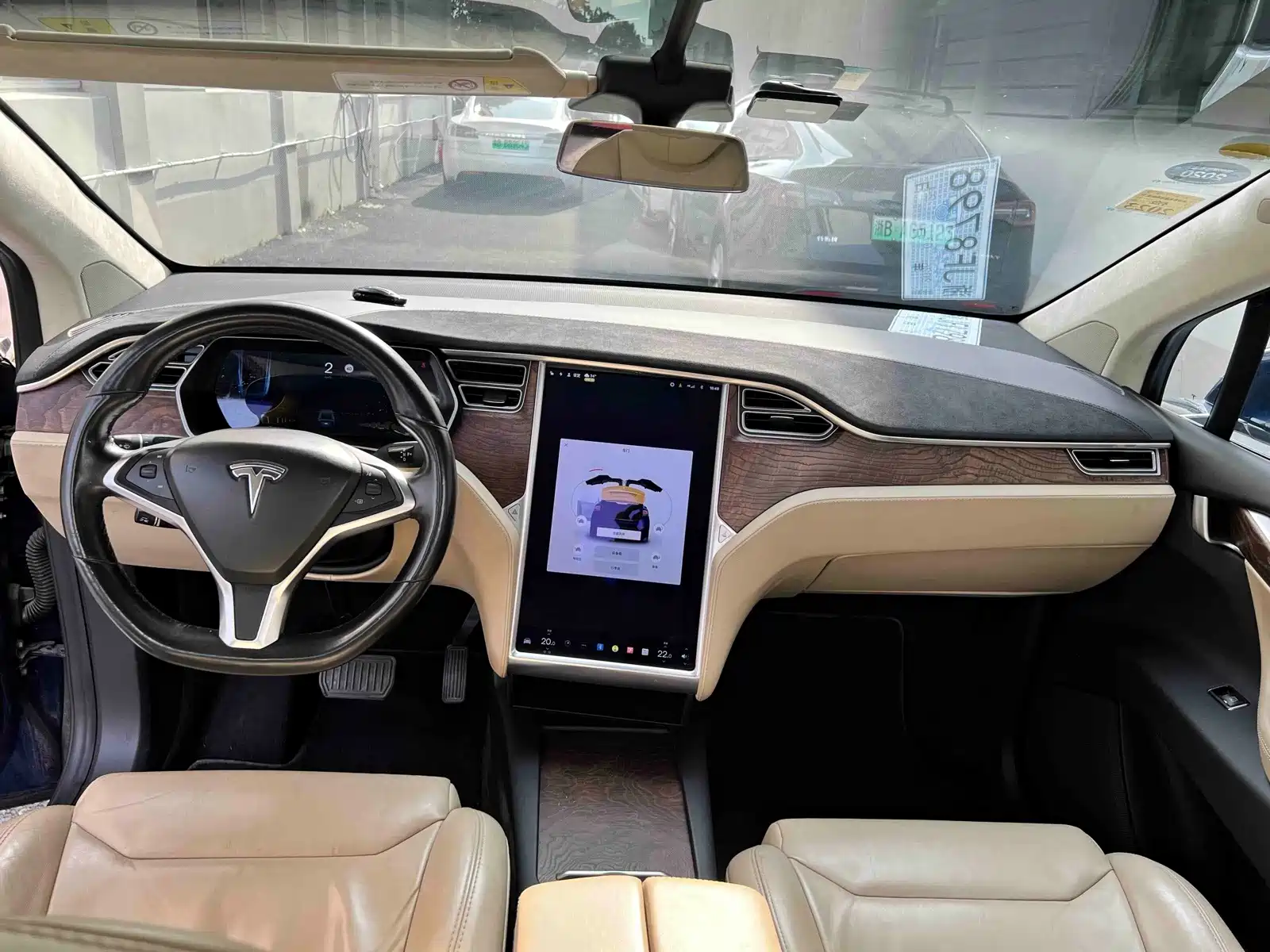 Фото 9 - Tesla Model X