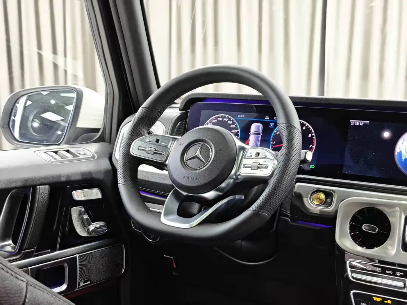 Фото 7 - Mercedes-Benz G-Class