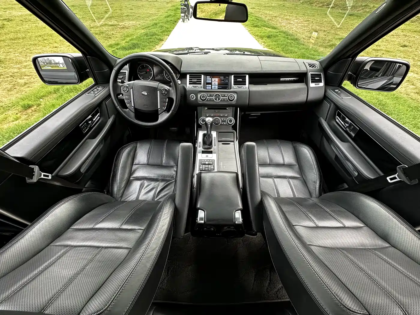 Land Rover Range Rover Sport 2013 3.0 TDV6 Black Label Limited Edition фото 18