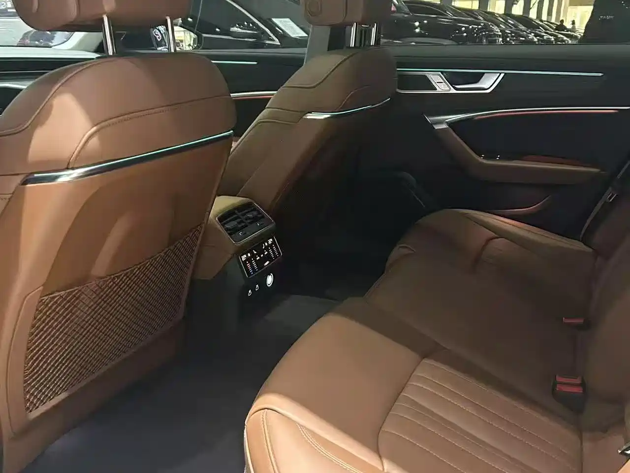 Audi A6L 2024 45 TFSI quattro Premium Elegance фото 6