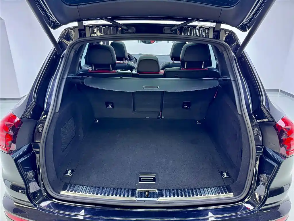 Porsche Cayenne 2016 Cayenne Turbo 4.8T фото 9