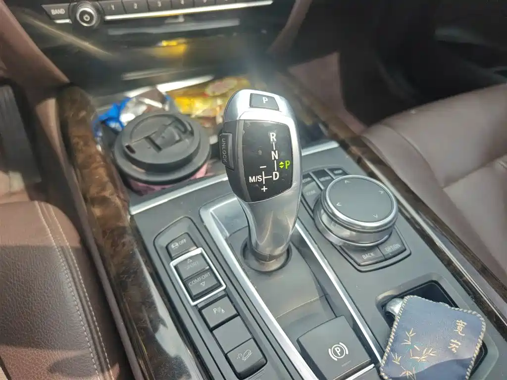BMW X5 (Import) 2018 xDrive28i фото 10