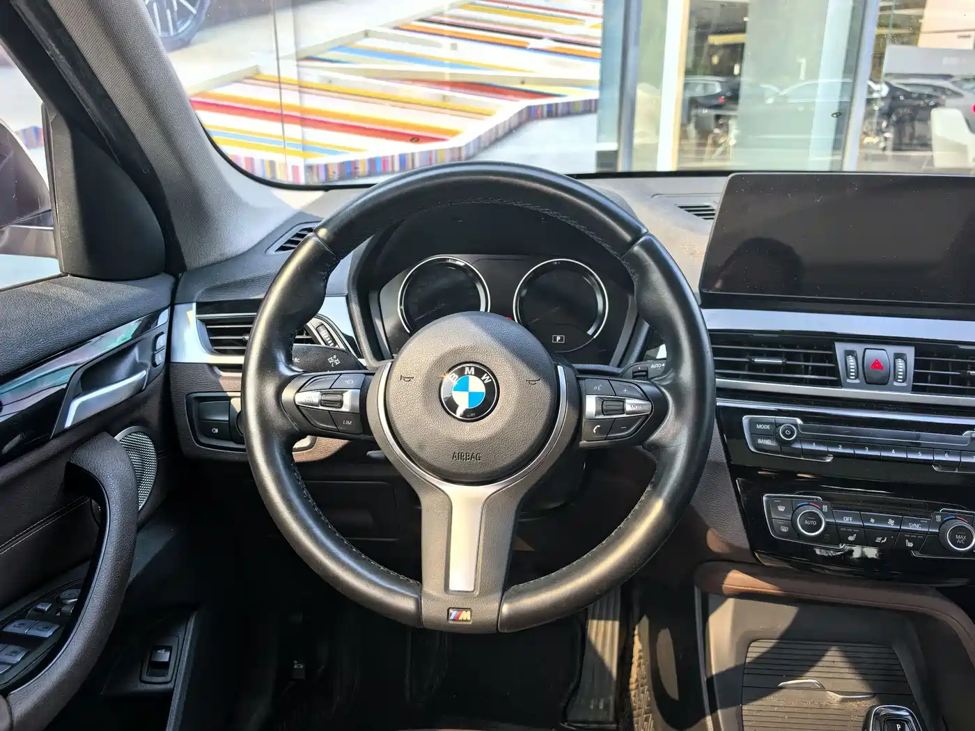 BMW X1 2021 sDrive25Li Leading фото 5