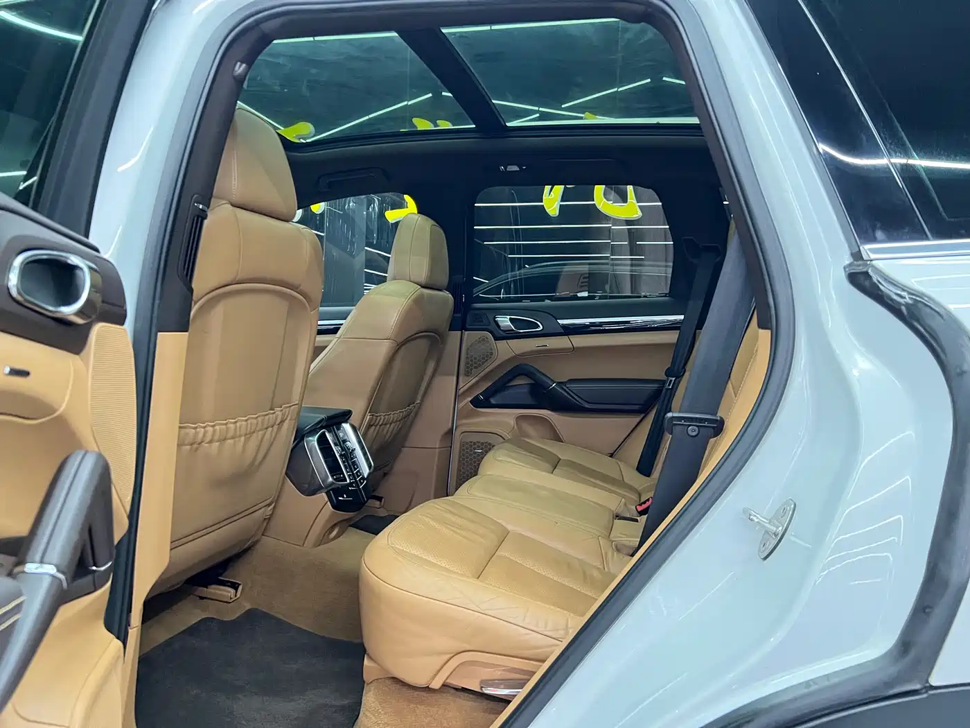 Porsche Cayenne 2011 Cayenne 3.0T фото 10
